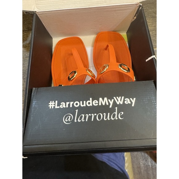 Larroude Women\'s Orange Gold Milan Grommet Thong Sandals Size 10/11 $140 MSRP‎ main image 9